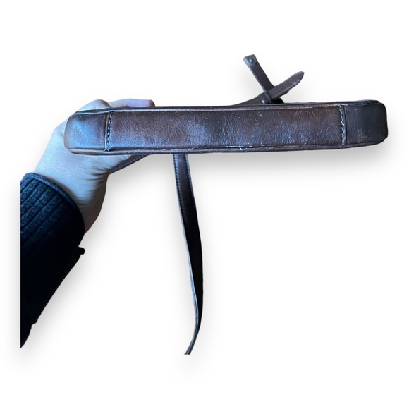 FRYE Melissa Swing Pack Zip Crossbody Bag in Dark Brown Chocolate Brown Leather - Picture 11 of 16